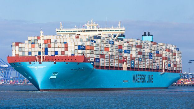 barco de contenedores